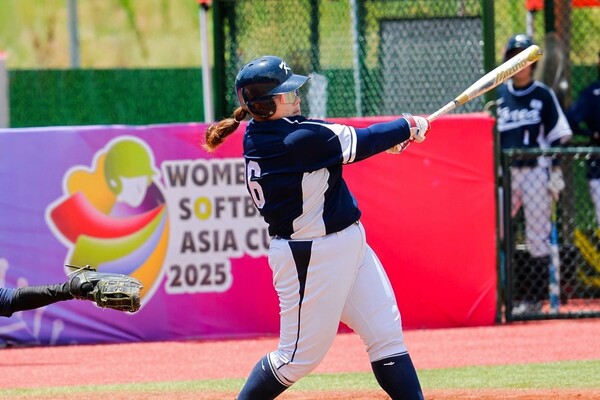 인도전에서 2점 홈런을 날린 정송희(사진=인천광역시체육회)