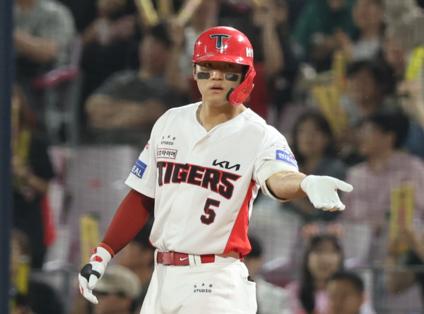 김도영이 도루 시도 과정에서 부상을 입고 교체됐다(사진=KIA)