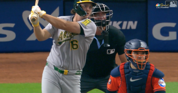 4홈런 경기를 펼친 닉 커츠(사진=MLB 중계화면)