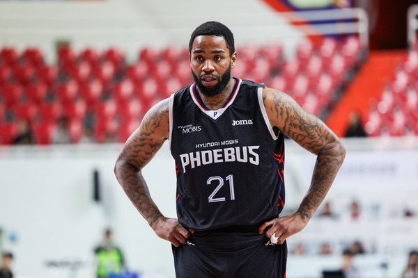지난 시즌 현대모비스에서 활약한 숀 롱. 사진 | KBL