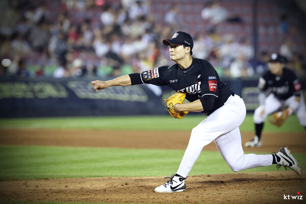 29일 잠실 LG전에서 역투하고 있는 KT 이채호. 사진 | KT