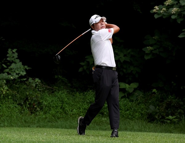 제15회 그랜드CC배 KPGA 시니어 골프대회_ 우승자 임석규. 사진 | KPGA