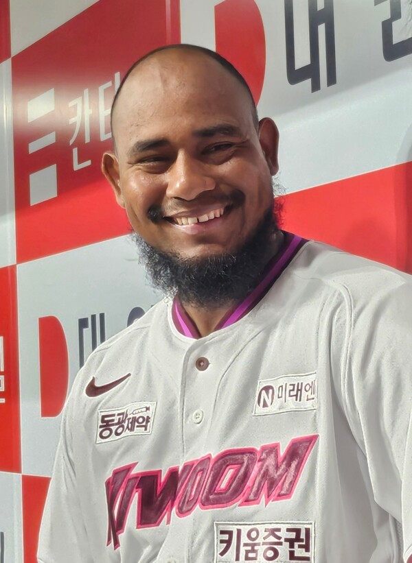 키움 히어로즈의 새 외인 투수 C.C 메르세데스. (사진=스포츠춘추 정진영 기자)