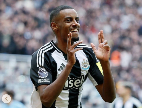 뉴캐슬이 리버풀의 이사크 영입 제안을 거절했다(사진=알렉산데르 이사크 SNS)