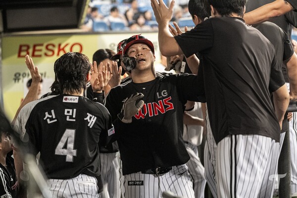 LG 타선의 중심 문보경(사진=LG)