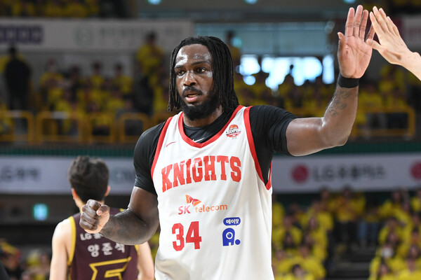 KBL 최고의 용병으로 군림하고 있는 SK 자밀 워니. 사진 | KBL