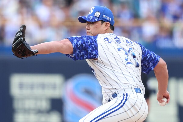 투런 홈런을 맞고 무너진 오승환(사진=삼성)