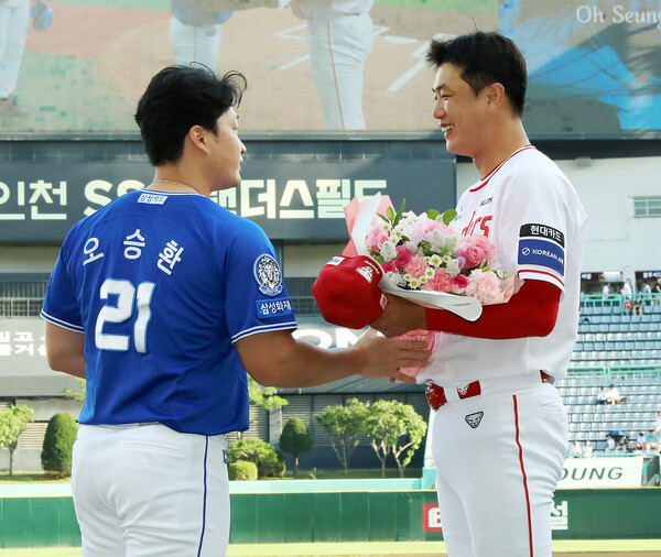 오승환의 은퇴투어가 인천 SSG 랜더스필드에서 본격 시작했다(사진=SSG)