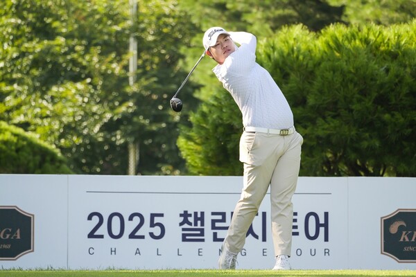 챌린지투어 15회 대회 우승자 정재현이 샷을 날리고 있다. 사진 | KPGA