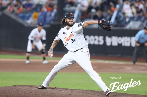 오는 12일 롯데 자이언츠와의 맞대결에서 선발투수로 마운드에 등판할 예정인 코디 폰세. (사진=한화 이글스)