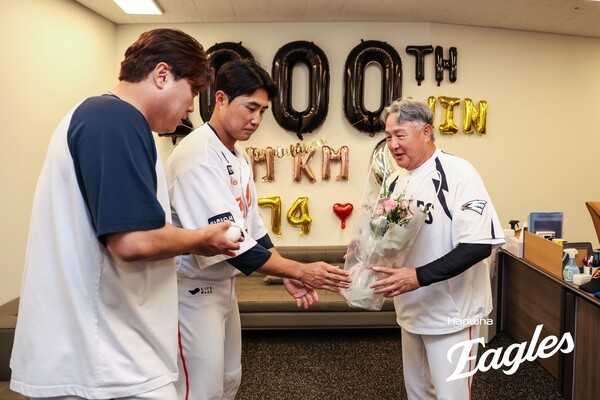 김경문 감독이 KBO리그 역대 세 번째 1000승 위업을 달성했다(사진=한화)