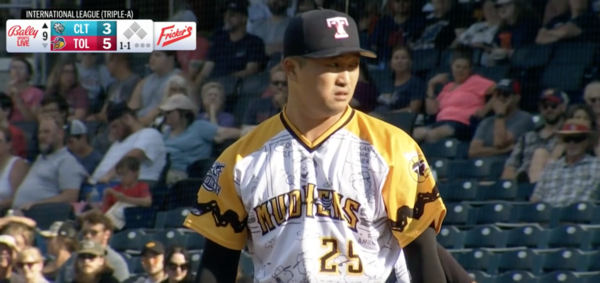 MLB에서 도전을 이어가고 있는 고우석. (사진=Milb.com 방송 화면)