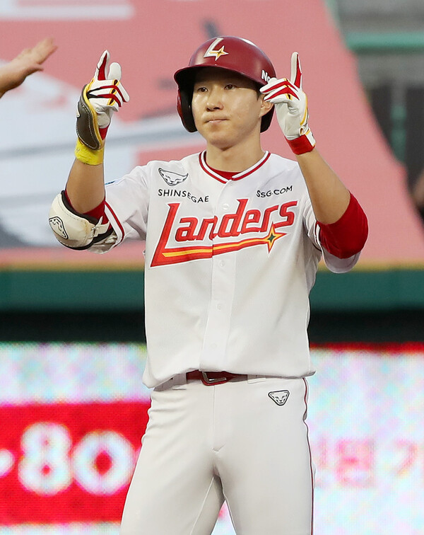 SSG 랜더스 리드오프로 출전한 박성한. (사진=SSG 랜더스)