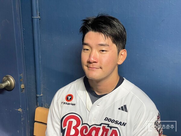 취재진과 만난 안재석(사진=스포츠춘추 배지헌 기자)