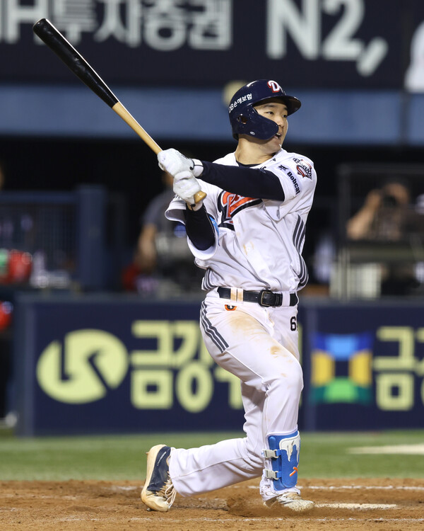 안재석의 끝내기 홈런으로 두산이 역전승을 거뒀다(사진=두산)