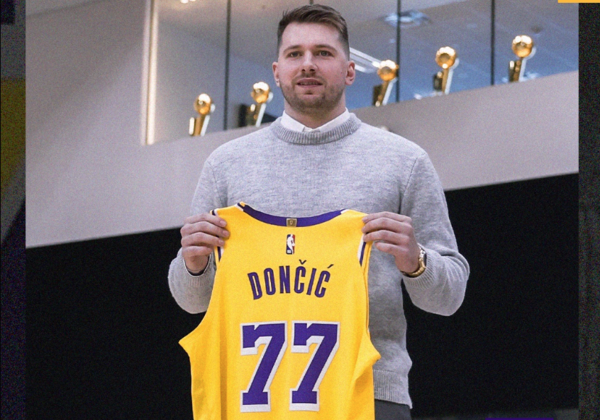 돈치치의 레이커스 옷피셜(사진=LA 레이커스 SNS)