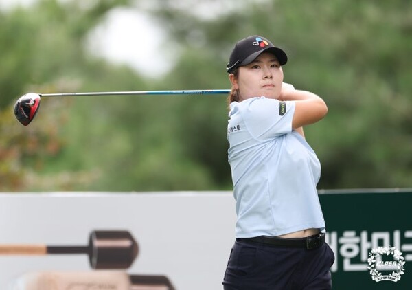 신기록을 세우며 우승한 홍정민. 사진 | KLPGA