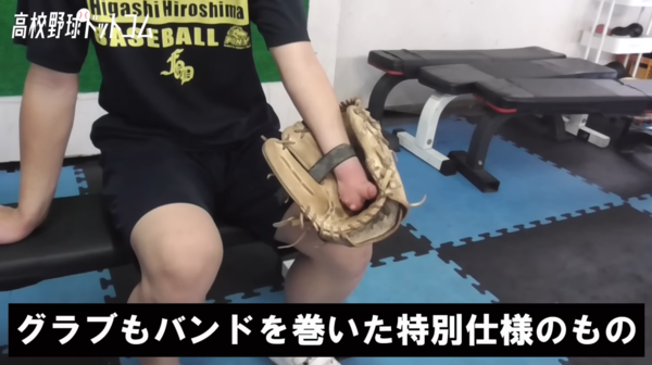 왼손 손가락이 없는 장애에도 투타겸업 선수로 활약 중인 다부치가와(사진=일본 방송 화면)