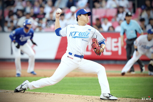 8일 마지막 선발 등판을 소화한 소형준(사진=KT)