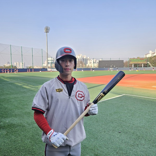 허윤이 경기 전 포즈를 취하고 있다. 사진 | 스포츠춘추 이웅희기자