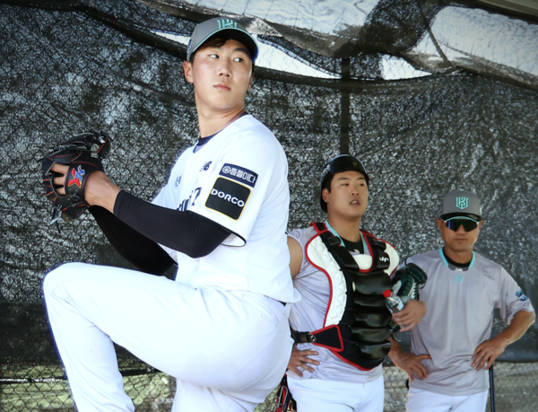 KT 위즈의 1라운드 9순위 신인 김동현(사진=KT)