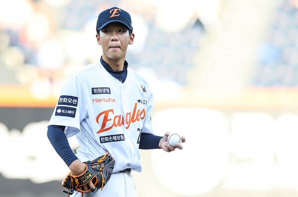 선발 황준서(사진=한화)