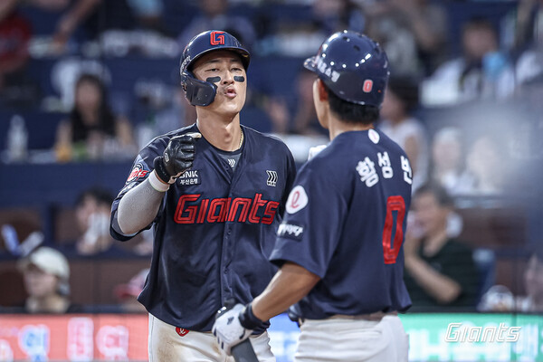 2안타 2볼넷을 기록한 노진혁(사진=롯데)