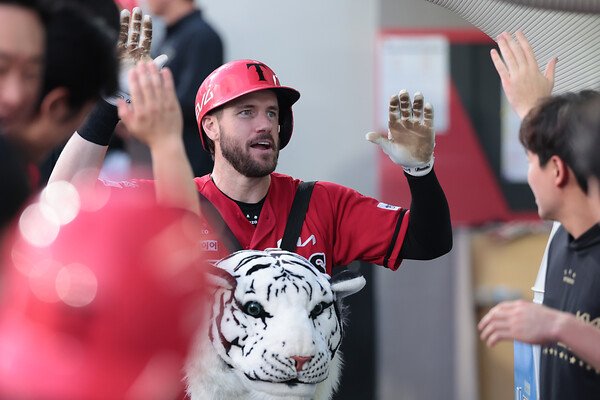 누가 입어도 어딘가 모르게 약해 보이는 유니폼(사진=KIA)