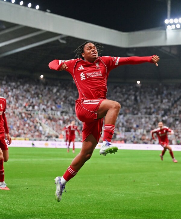 리오 은구모하. (사진=리버풀 FC SNS)
