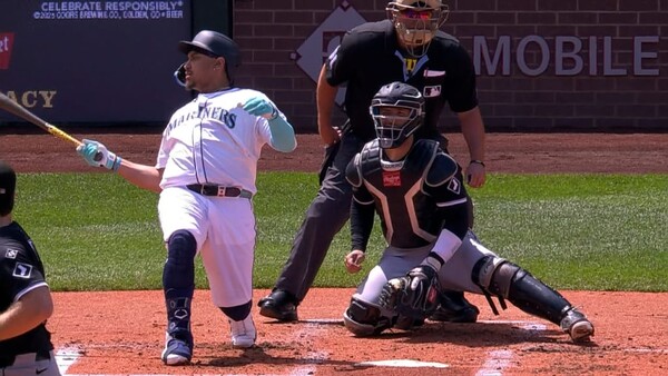 몸무게도 많이 나가고 발도 느리지만 많은 도루를 하는 선수 네일러(사진=MLB.com 방송화면)