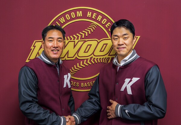 고형욱 단장과 장필준(사진=키움)