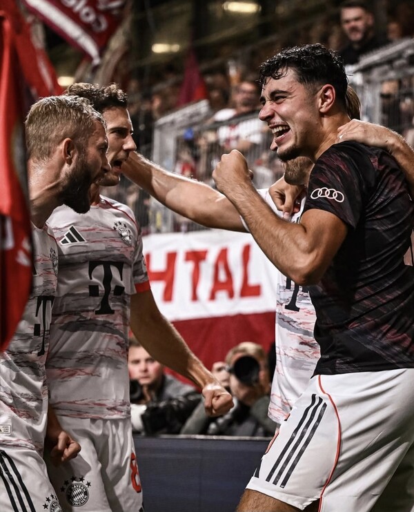 뮌헨 선수단. (사진=FC 바이에른 뮌헨 SNS)