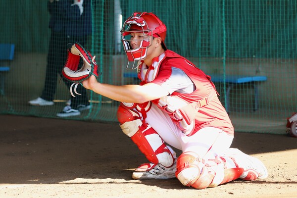 SSG 랜더스의 미래 안방마님 이율예(19)가 확대 엔트리 시행 첫날인 9월 2일부터 1군에 복귀한다(사진=SSG)