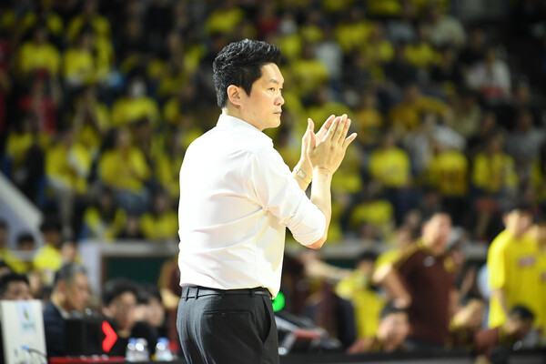 SK 전희철 감독. 사진 | KBL