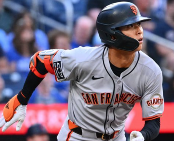 멀티히트로 활약한 이정후(사진=샌프란시스코 자이언츠 SNS)