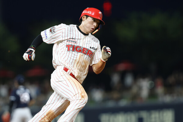 KIA 외야수 김호령의 질주 모습. (사진=KIA 타이거즈)