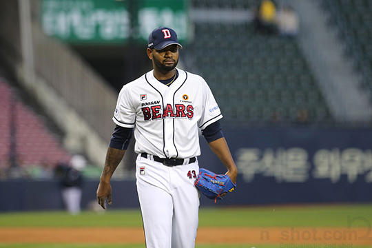 두산 시절 이후 다시 10승을 노리는 라울 알칸타라(사진=두산)