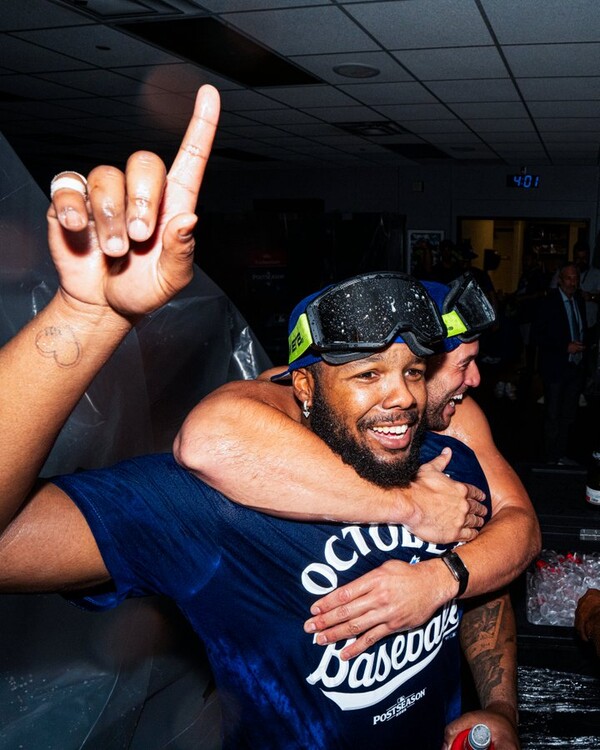 토론토 블루제이스가 가을야구 진출을 확정했다(사진=토론토 블루제이스 공식 SNS)