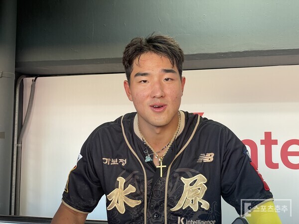 KT 위즈의 괴물 타자 안현민(사진=스포츠춘추 배지헌 기자)