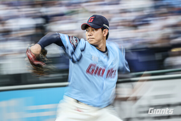 홍민기의 역투(사진=롯데)