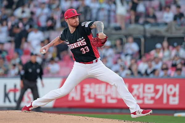 KIA의 첫 10승 투수 올러(사진=KIA)