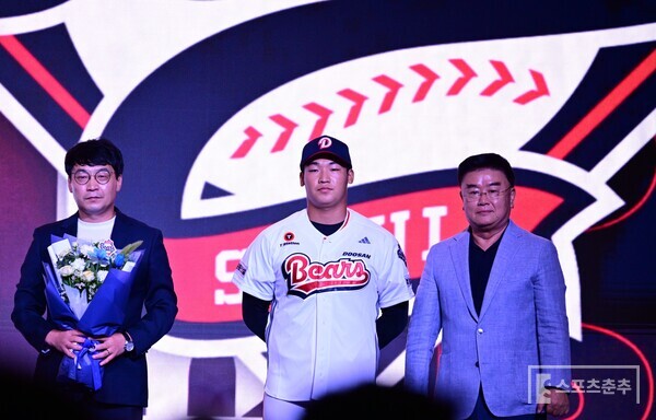 두산 베어스에 지명된 마산용마고 외야수 김주오. (사진=스포츠춘추 황혜정 기자)