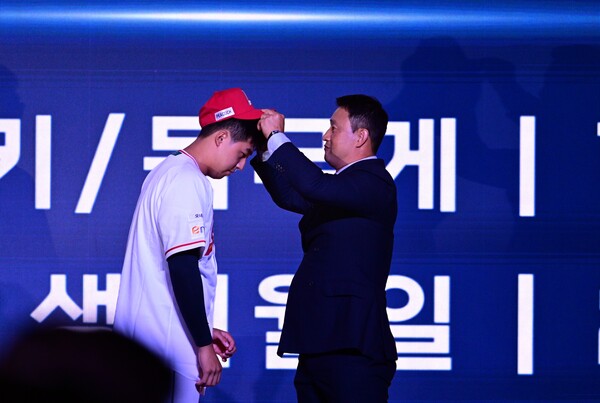 지난 2026 KBO 신인드래프트에서 1라운드 5순위로 SSG에 지명된 김민준. (사진=스포츠춘추 황혜정 기자) 