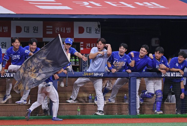 승리의 기쁨을 만끽하는 삼성(사진=삼성)