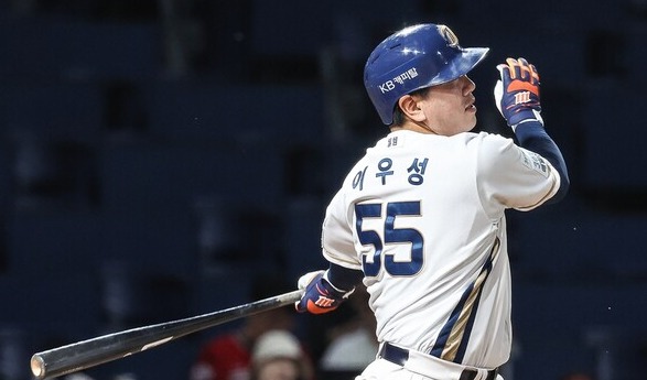 NC 이우성은 4일 창원에서 SSG를 상대로 3회 1타점 적시 2루타를 기록, 점수를 6대 0까지 벌렸다. (사진=NC)