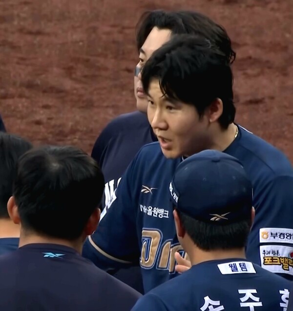 박민우의 외침. (사진=티빙 중계화면 갈무리)