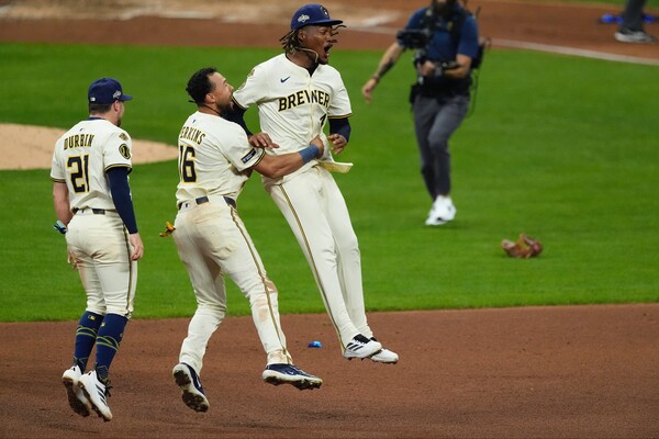 밀워키 브루어스가 NLCS에 진출했다(사진=밀워키 브루어스 SNS)