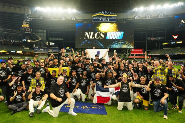 밀워키는 이제 NLCS로 간다(사진=밀워키 브루어스 SNS)