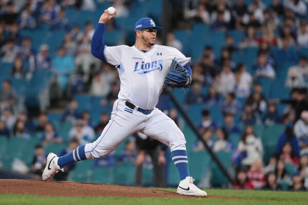 삼성 후라도는 WC 1차전과 준PO 2차전 부진을 씻어내고 준PO 4차전서 활약했다. (사진=삼성)