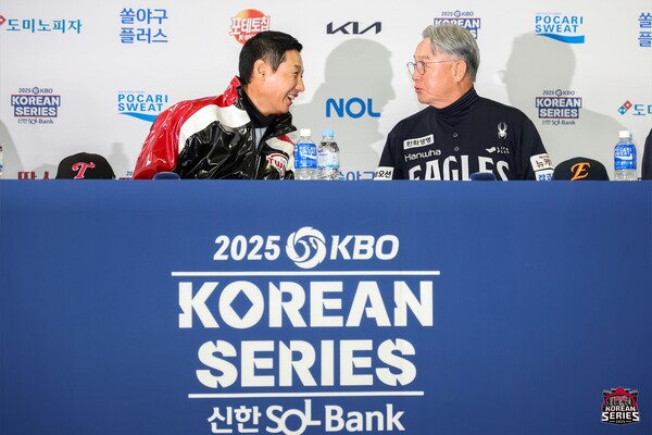 염경엽, 김경문 감독(사진=LG)